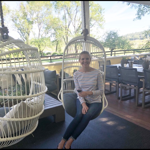 Meet your Posher, Aly - Picture 5 of 5